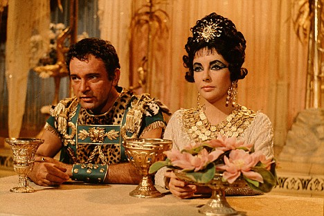 elizabeth taylor richard burton cleopatra. Richard Burton as Mark Antony