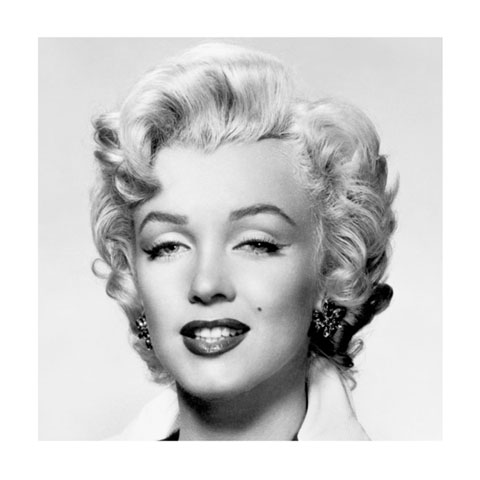 This publicity shot of Marilyn Monroe by Gene Korman for the film Niagara